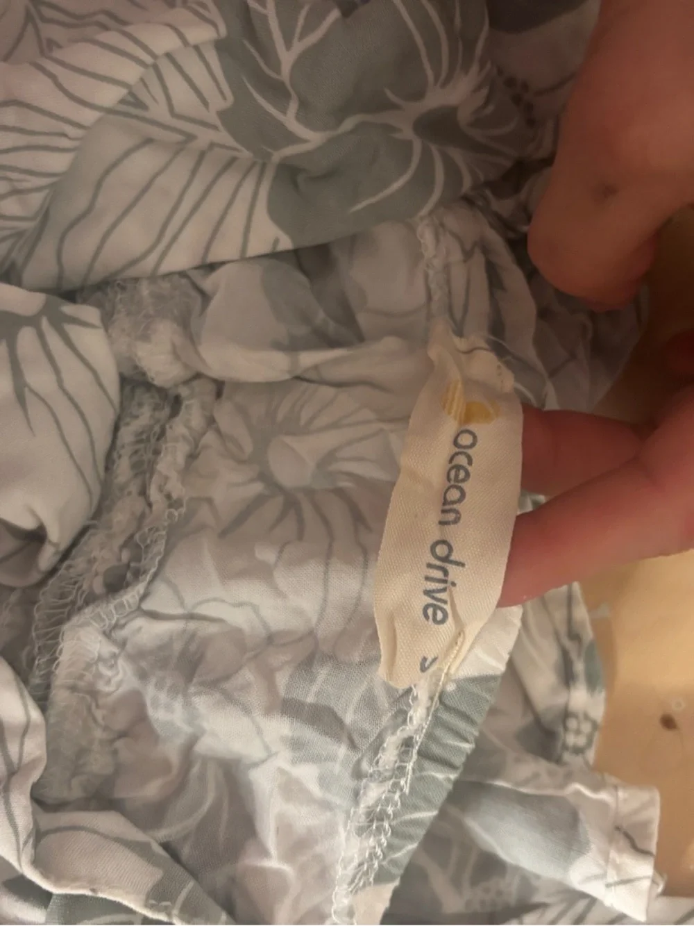 Floral Tie Front Ruffle Mini Dress White & Sage Green Ocean Drive S - Picture 8 of 8